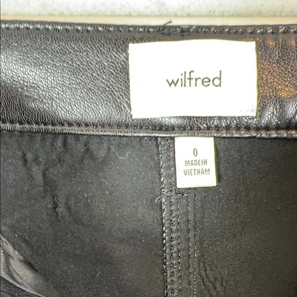 NWT Wilfred Beatrix Faux Leather Pant High Rise Flare Black 0 - Picture 9 of 13